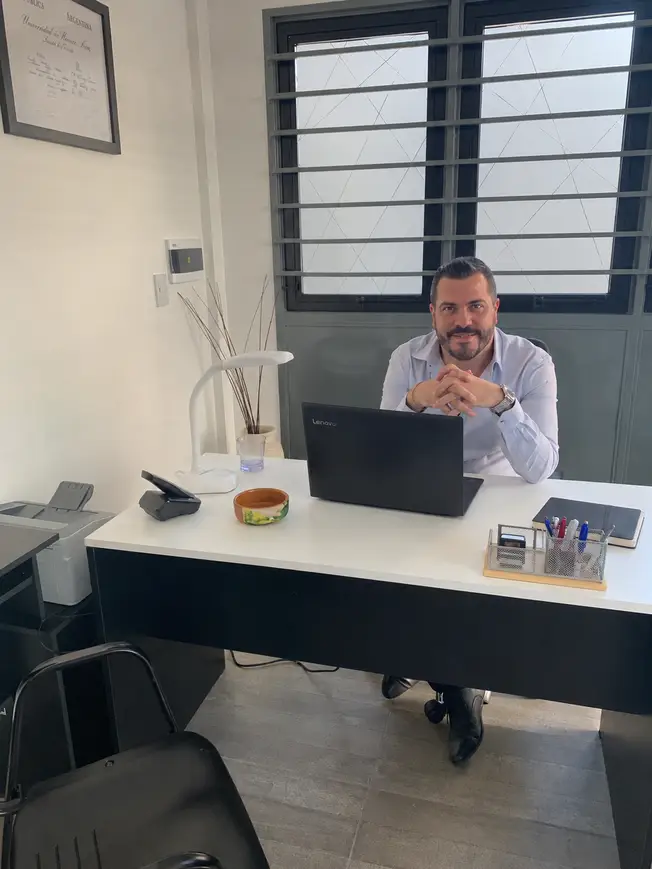 Dr. Lucas Fernando Martínez